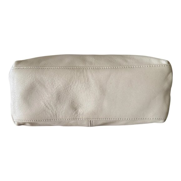 Liz Claiborne Leather Co. Ivory Leather Double Handle Zip Closure Satchel Purse - Picture 5 of 11